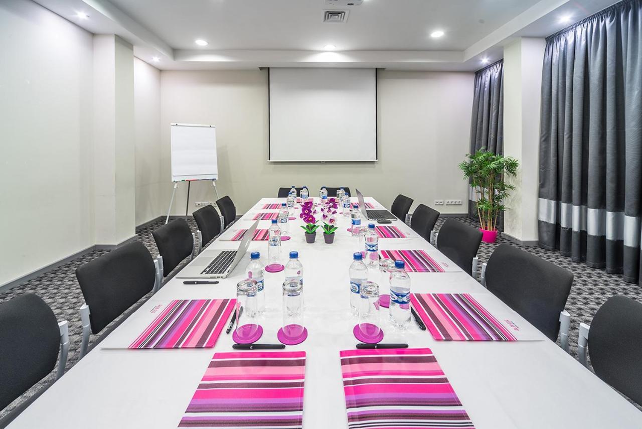 Hotel Amarant & Conference Halls By Chm 3*